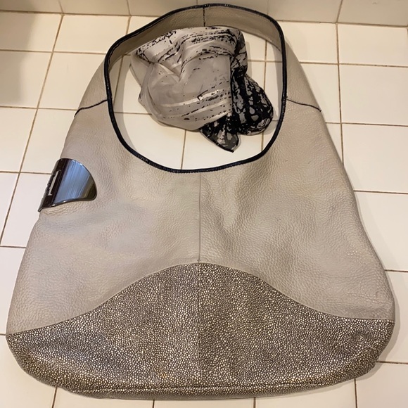 Halston Heritage Beige Leather Slouchy Shoulder Hobo Bag | eBay Halston Heritage Beige Leather Slouchy Shoulder Hobo Bag used